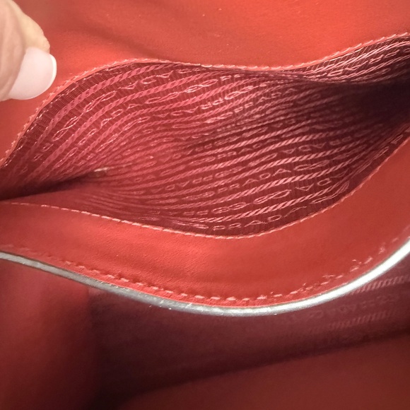 Prada Monochrome Fuoco Saffiano Cuir Tote - Picture 15 of 16